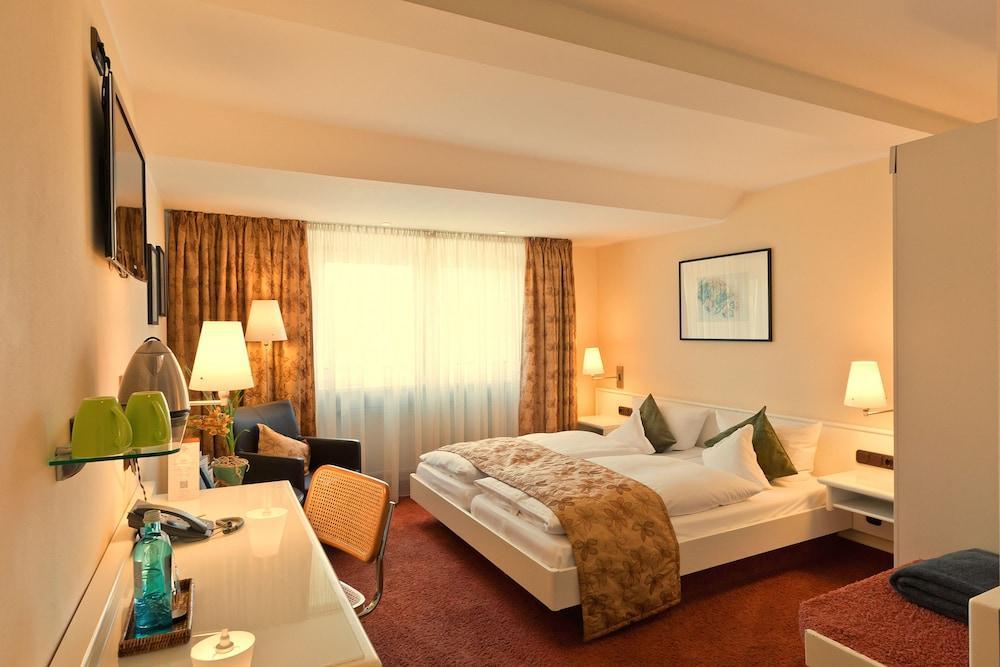 Deutscher Hof Hotel *